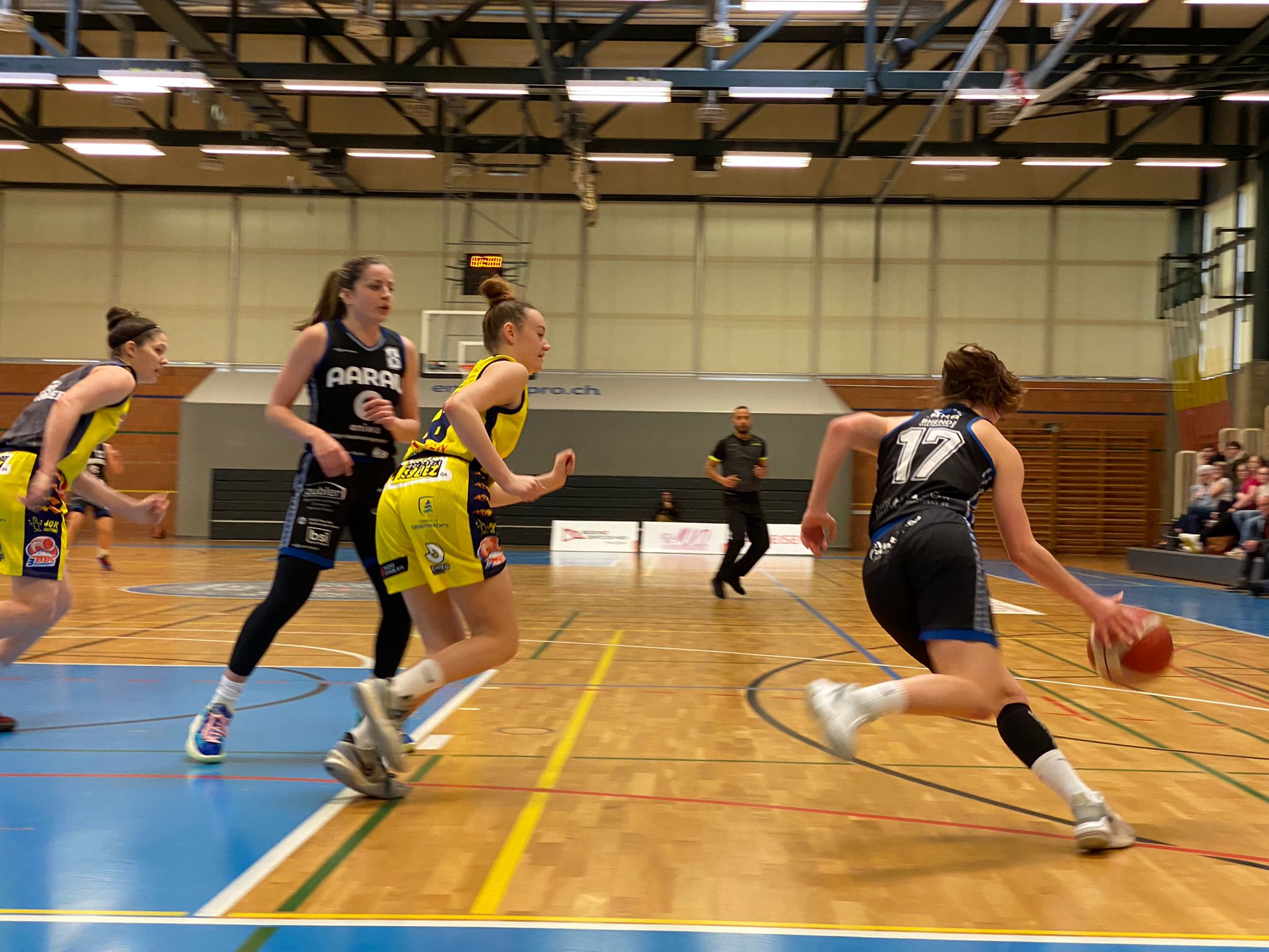 Basket: Le BBC Troistorrents s'impose sans forcer face à Aarau